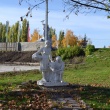 livny-skulptura-truzhenikam-selskogo-hozyajstva-01