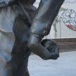 ekaterinburg-skulpturnaya-gruppa-ostap-bender-i-kisa-vorobyaninov-07