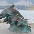 novorossijsk-skulptura-delfiny-03