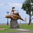 novorossijsk-skulptura-devushka-na-delfine-01