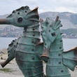 novorossijsk-skulptura-morskie-konki-06
