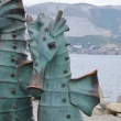 novorossijsk-skulptura-morskie-konki-08