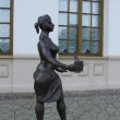ekaterinburg-skulptura-provodnica-02